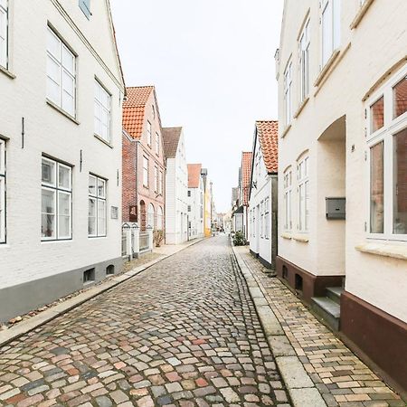 Apartmenthaus Theodor Storm Meeresstrand Husum  Dış mekan fotoğraf